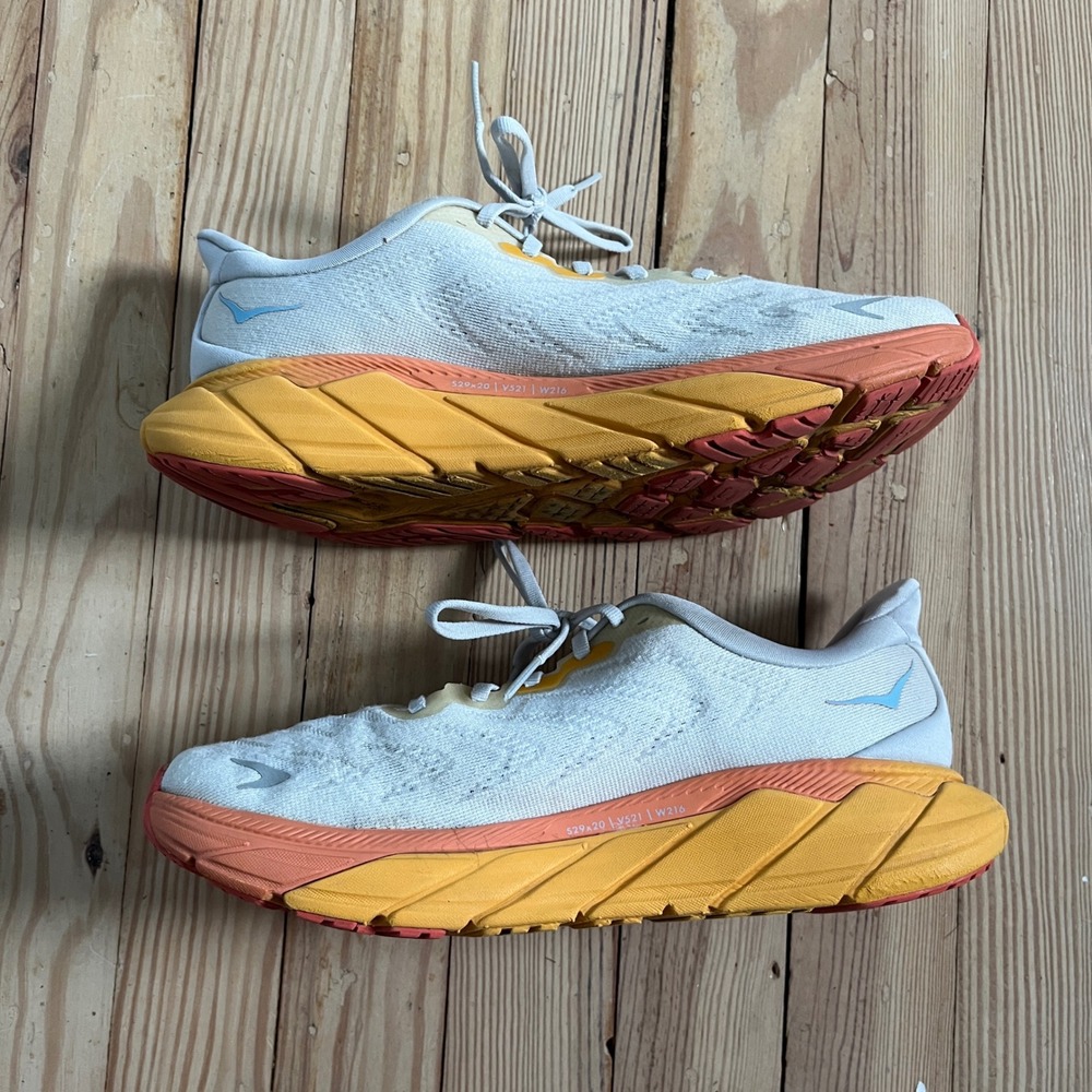 Hoka Arahi 6 Womens Running Shoes Nimbus Cloud Ice Blue 1123195-NCBDB Size 8B - Picture 8 of 8
